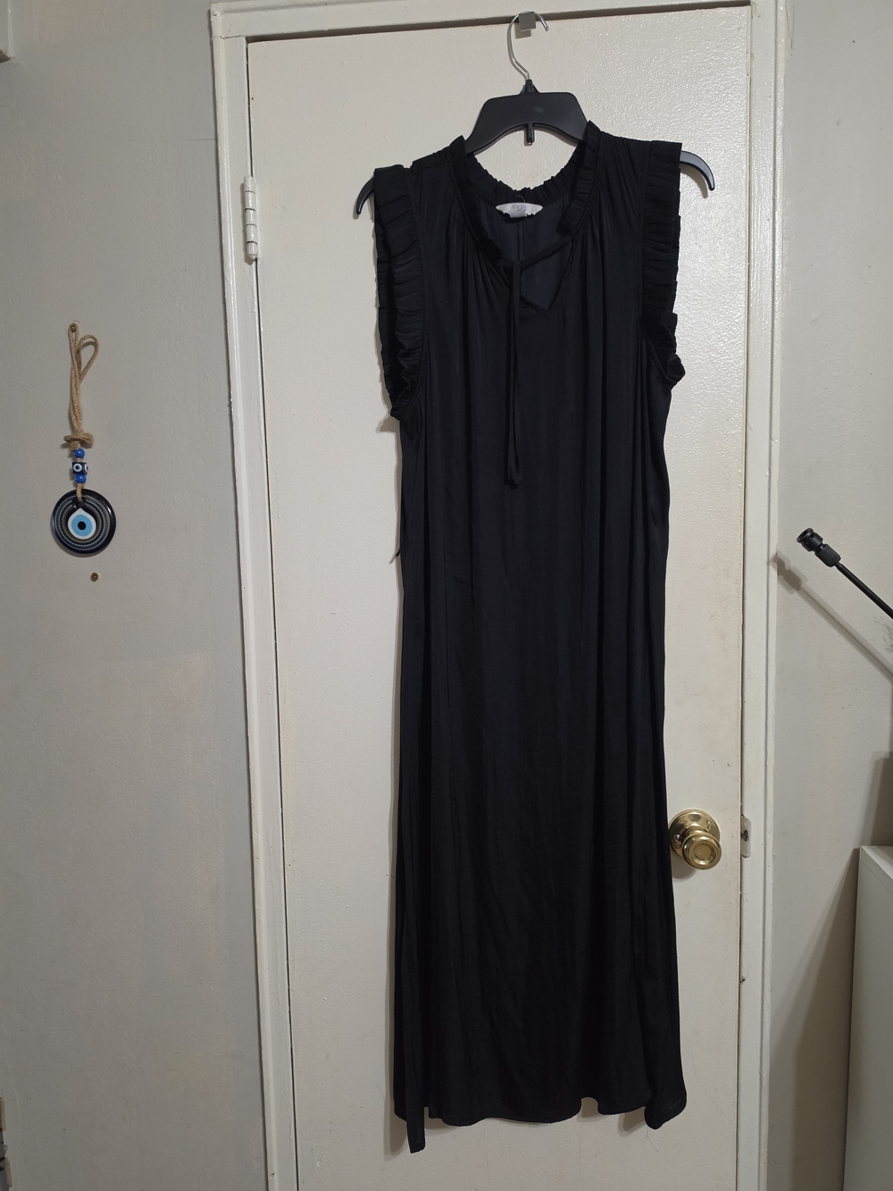 Women's Black Sleeveless Craft And Barrow Silk Dress